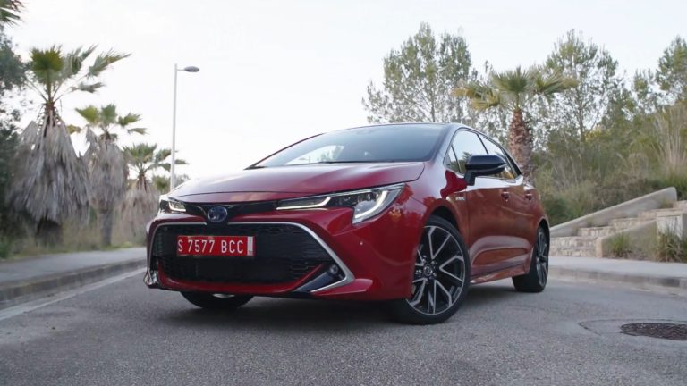 Toyota corolla touring 2020