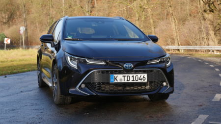 Toyota corolla touring 2020